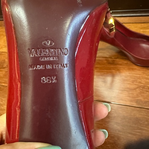 Red Stiletto Heels - Picture 12 of 14